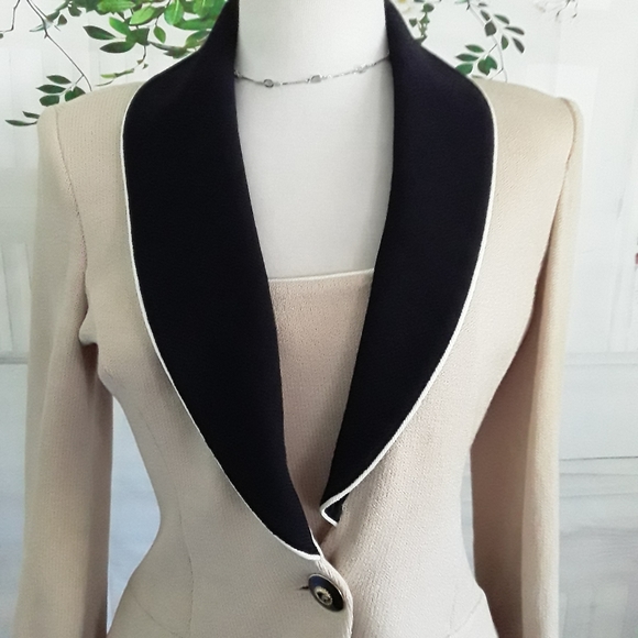 St John Blazer Jacket - Picture 4 of 8